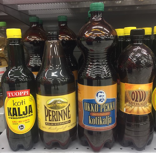 Kaljoja myynnissä marketissa 2017